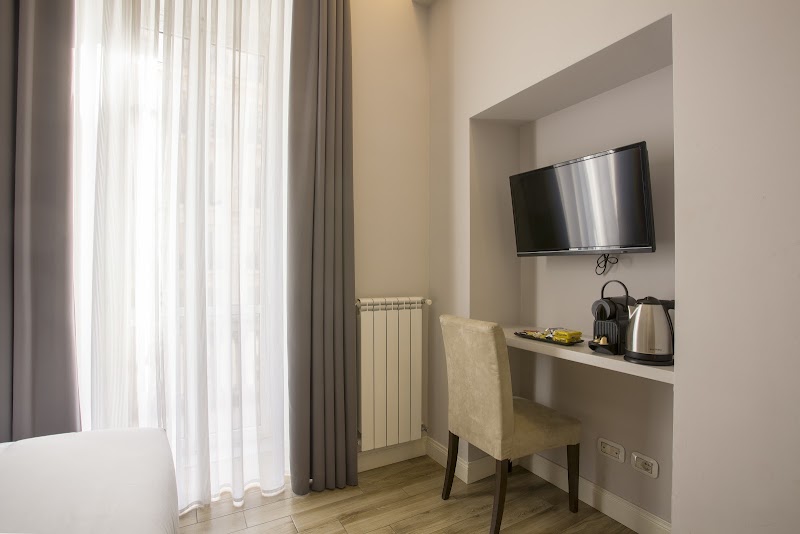 Colosseo Prestige Rooms - Colosseo Prestige Rooms, Via Cavour, 211, 00184 Roma RM, Italy