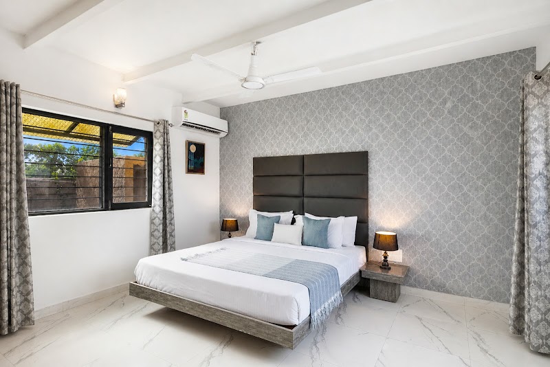 ELIVAAS Batlaw Classic Retreat - 5 BHK Farmstay with Private Pool in Gurugram - ELIVAAS Batlaw Classic Retreat - 5 BHK Farmstay with Private Pool in Gurugram, bhelpa greens, Batlaw Classic Retreat Farm, near Maruti Kunj, Gurugram, Sehjawas, Haryana 122102, India