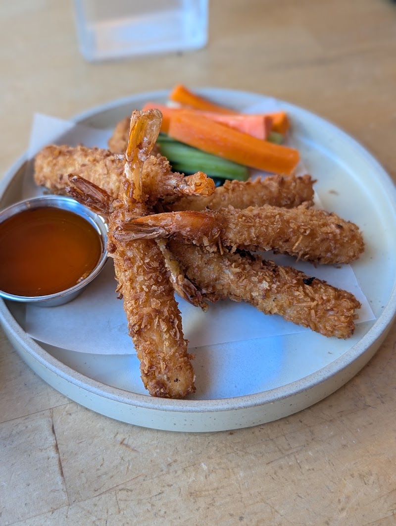 Charm Thai Kitchen - Charm Thai Kitchen 205 N Phoenix Rd # E1, Phoenix, OR 97535, USA