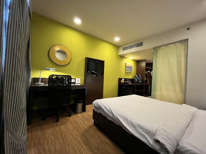 Keys Select By Lemon Tree Hotel, Visakhapatnam - Keys Select By Lemon Tree Hotel, Visakhapatnam, 75 Feet Rd, Dolphin Area, Daba Gardens, 104 Area, Visakhapatnam, Andhra Pradesh 530020, India