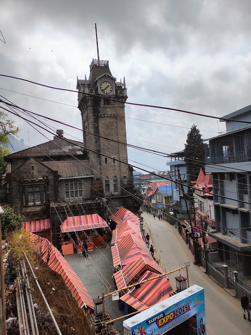 Darjeeling Hotel - Darjeeling Hotel 47, Gandhi Rd, Limbugaon, Darjeeling, West Bengal 734101, India