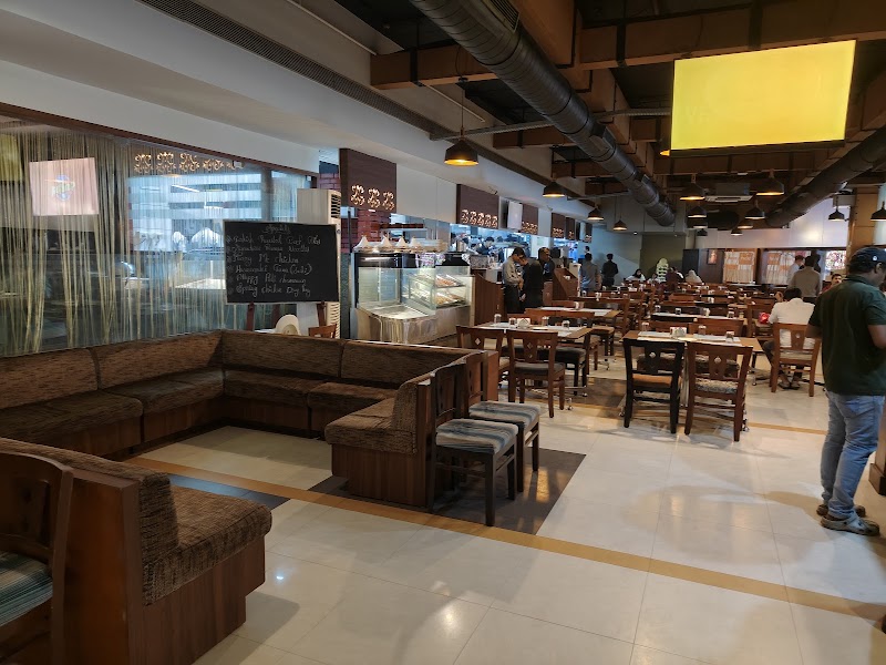 M Grill - Paragon Group - M Grill - Paragon Group Focus Mall, Rajaji Road, opposite Moffusil Bus Stop, New Bus Stand, Opposite Focus Mall, EMS Stadium, Tazhekkod, Kozhikode, Kerala 673004, India
