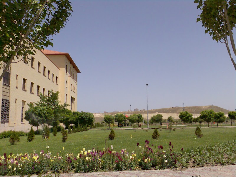 Faculty of Basic Sciences - Faculty of Basic Sciences, 676W+2GF, Ardabil, Ardabil Province, Iran