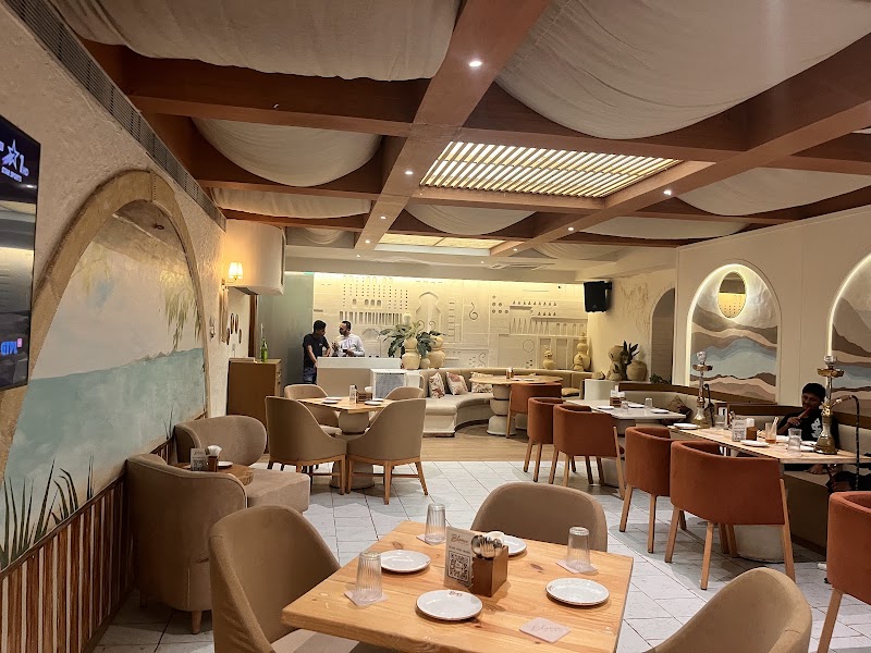 Blanco Bar by the pool - Blanco Bar by the pool 3rd floor, C'est, La Vie building, Hill Rd, Bandra West, Mumbai, Maharashtra 400050, India