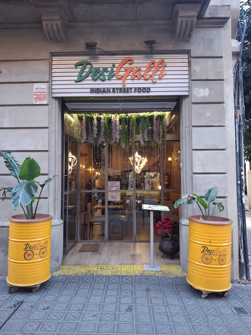 Desi Galli | Indian Restaurant & Street Food Barcelona