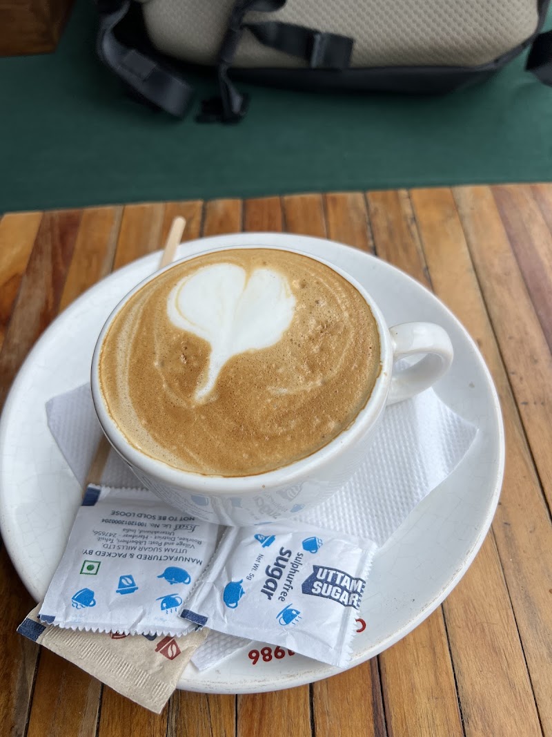 Cafe 1986 - Cafe 1986 cafe 1986 sarswati complex, Mall Rd, Model Town, Siyal, Manali, Himachal Pradesh 175131, India
