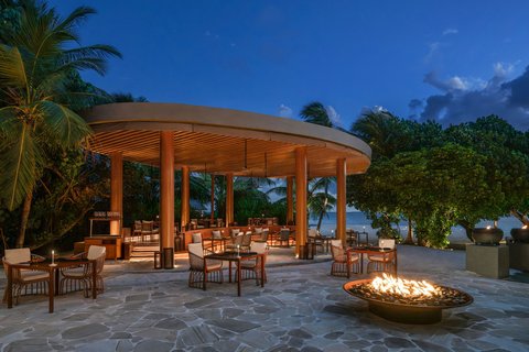 W Maldives