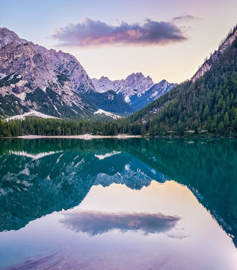 Cascata ghiacciata di Braies