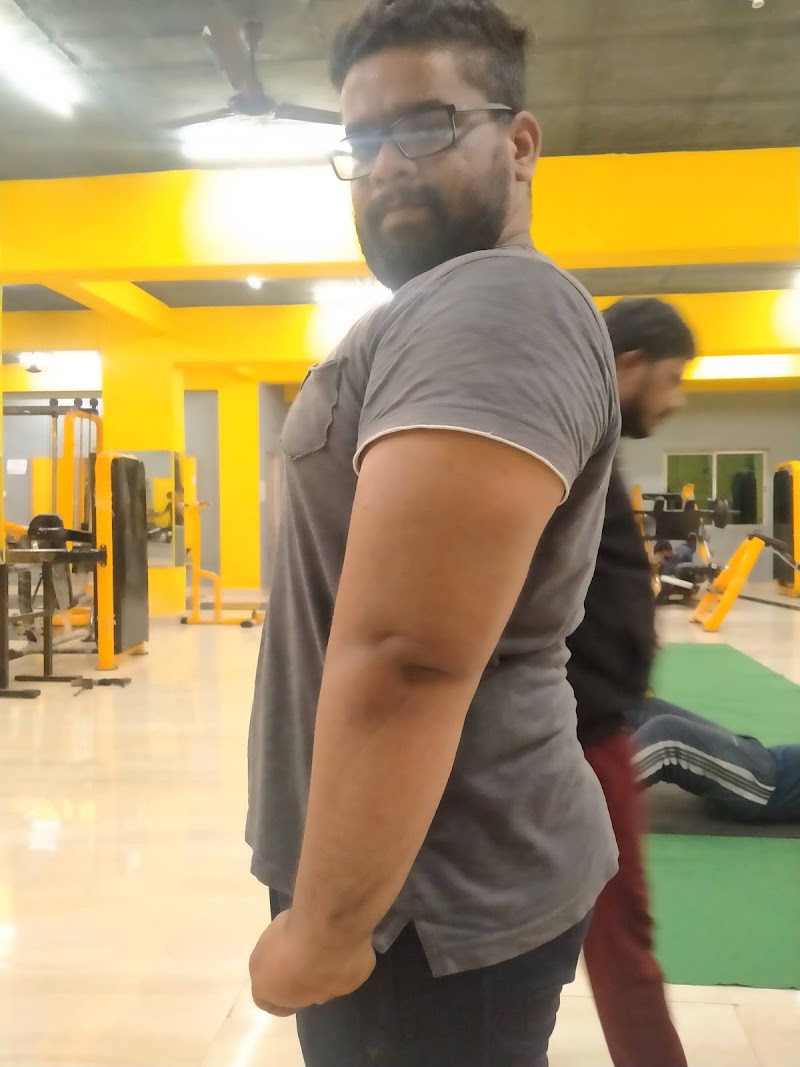 Phoenix Gym - Phoenix Gym Jalebi Chowk, Camp 2, Bhilai, Chhattisgarh 490023, India