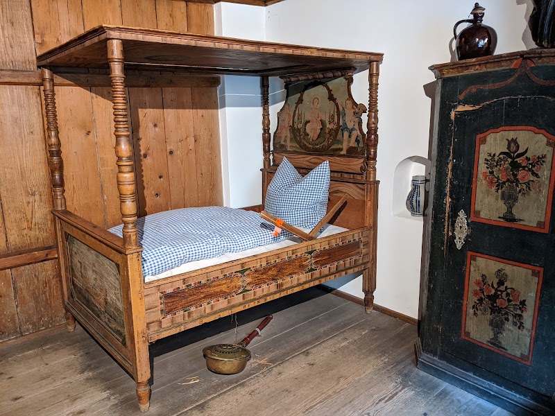 Fuggerei - Fuggerei, Jakoberstraße 26, 86152 Augsburg, Germany