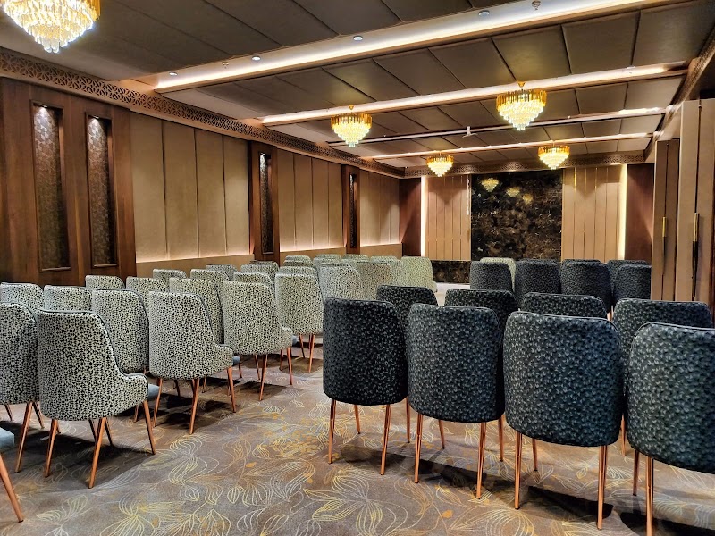Royal Lakshmi Palace - Royal Lakshmi Palace, RQXX+V9G, Lal Bahadur Nagar, Chandrakala Colony, Mata colony, Jaipur, Rajasthan 302018, India