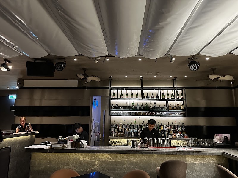 CHAR Bangkok - CHAR Bangkok, 25th & 26th Floor, Hotel Indigo Bangkok, 81 ถ. วิทยุ แขวงลุมพินี เขตปทุมวัน กรุงเทพมหานคร 10330, Thailand