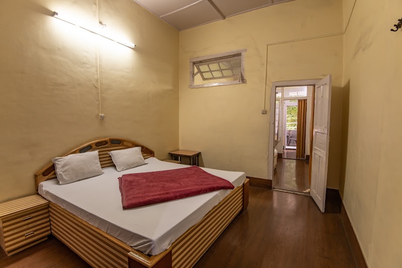 Hotel India - Hotel India, Mall Road, Birla School Rd, Mallital, Nainital, Uttarakhand 263001, India
