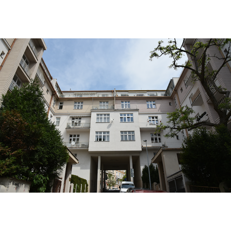Vinohrady Garden Apartment - Vinohrady Garden Apartment, Nad Petruskou 10, 120 00 Praha 2-Vinohrady, Czechia
