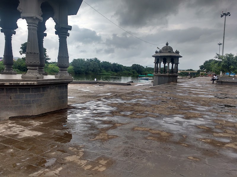 Wai - Wai, Maharashtra 412803, India