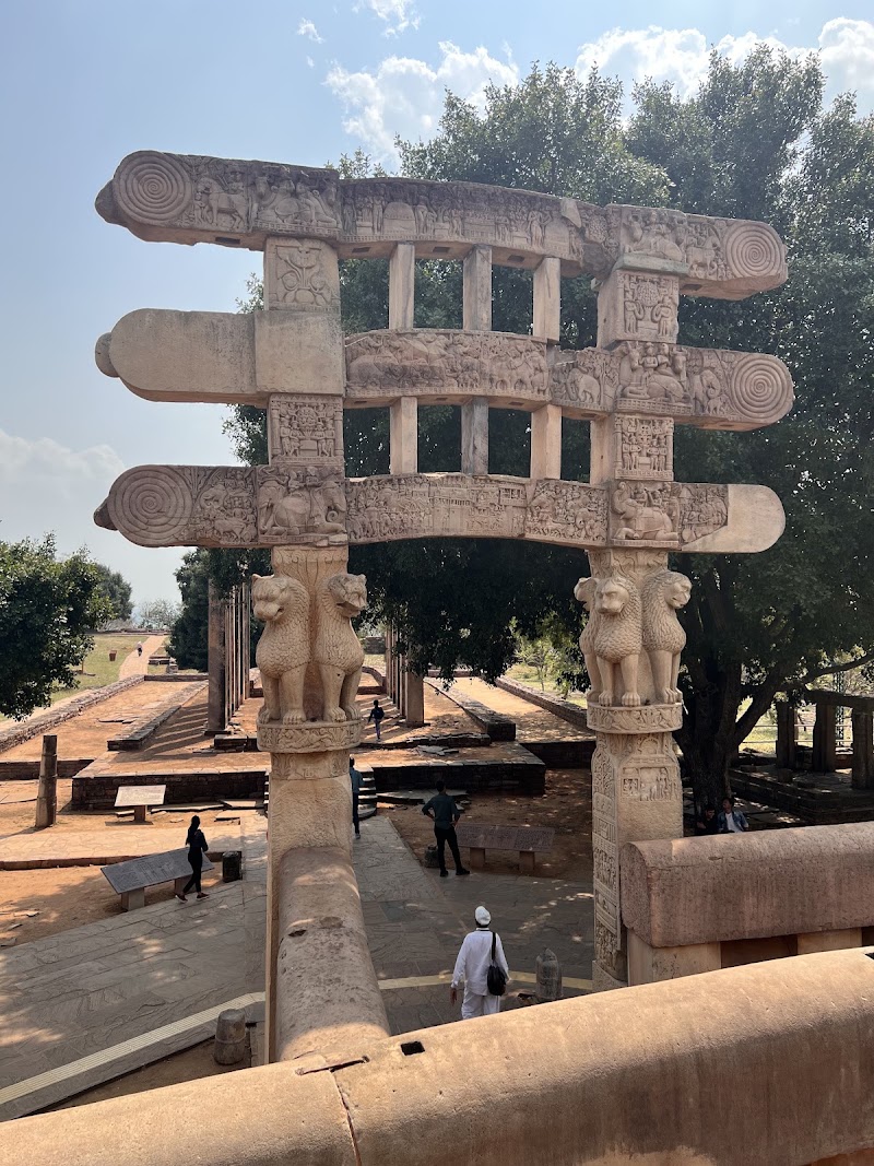 Buddhist Monuments at Sanchi Raisen - Buddhist Monuments at Sanchi Raisen FPJQ+9XJ, Sanchi, Madhya Pradesh 464661, India