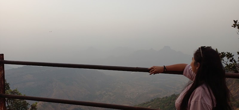 Malang Point Matheran - Malang Point Matheran X7R4+6H8, Matheran, Maharashtra 410206, India