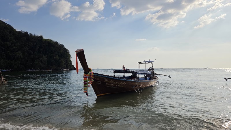 Long Boat Pick Up Point - Long Boat Pick Up Point, 4203, Tambon Ao Nang, Amphoe Mueang Krabi, Chang Wat Krabi 81180, Thailand