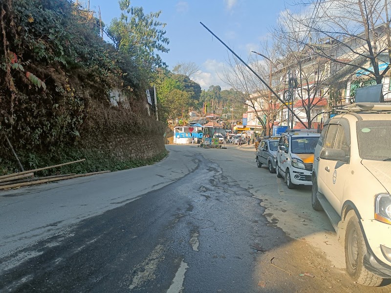 Zero Point Bongten Changey - Zero Point Bongten Changey, 75F6+HH8, Pelling - Dentam Rd, Sikkim 737113, India