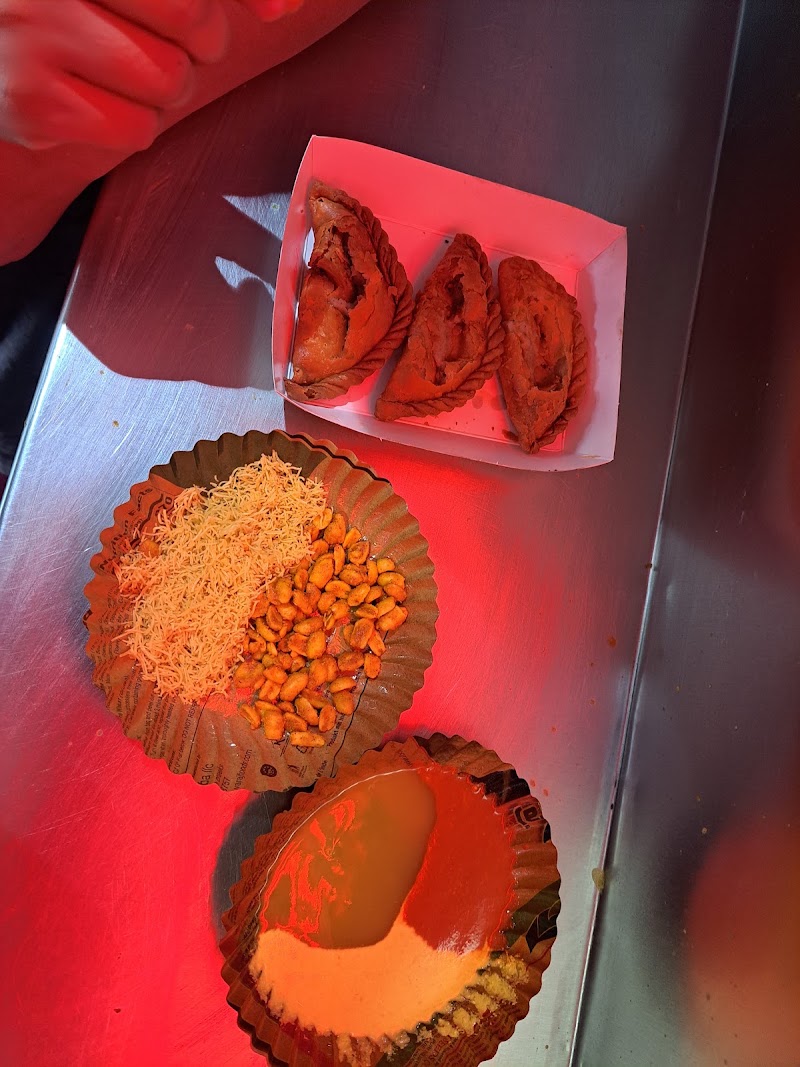 MAYUR GHUGHRA -DAL PAKVAN - DAHI VADA - MAYUR GHUGHRA -DAL PAKVAN - DAHI VADA, opp. Karnavati Club, near Iskcon Cross Road, Bodakdev, Ganthiya, Ahmedabad, Gujarat 380015, India