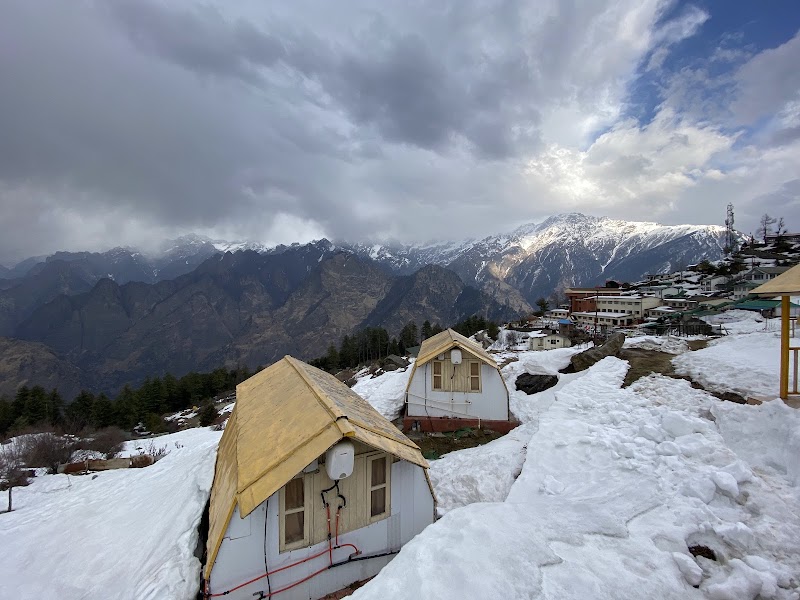 The Royal Village - The Royal Village Govt. Tourist Complex, Ski Resort, next to GMVN Govt, Auli, Joshimath, Auli Laga Salude, Uttarakhand 246443, India