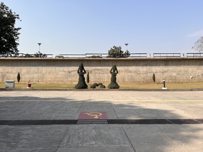 Subway (Underground Tunnel) - Subway (Underground Tunnel) PQVM+P8C, 17A, Sector 17, Chandigarh, 160017, India