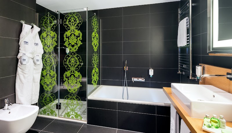 Hotel NH Frankfurt Messe - Hotel NH Frankfurt Messe, Friedrich-Ebert-Anlage 38, 60325 Frankfurt am Main, Germany