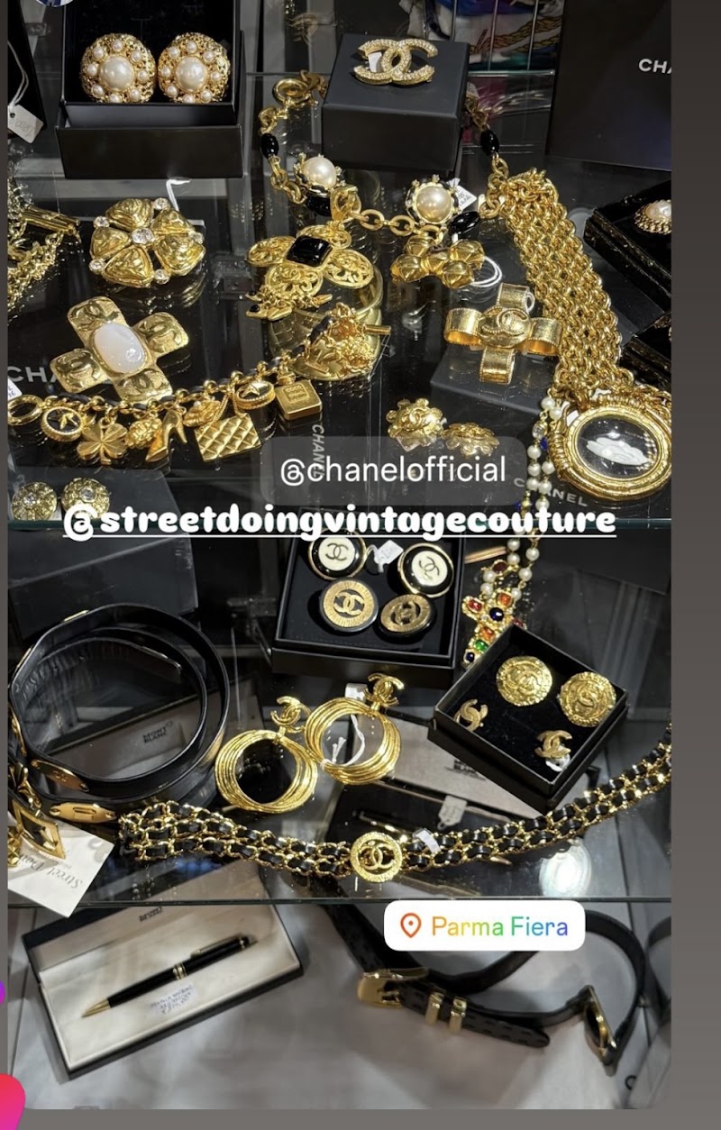 Street Doing Vintage Couture - Street Doing Vintage Couture, Via dei Servi, 88/r, 50122 Firenze FI, Italy
