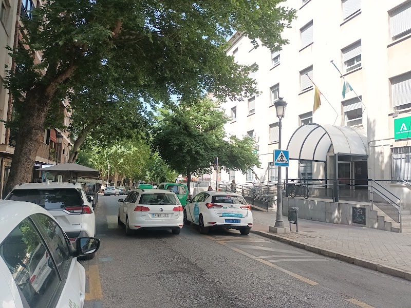 Great Captain Health Center - Great Captain Health Center, C. Gran Capitán, 10, Centro, 18002 Granada, Spain