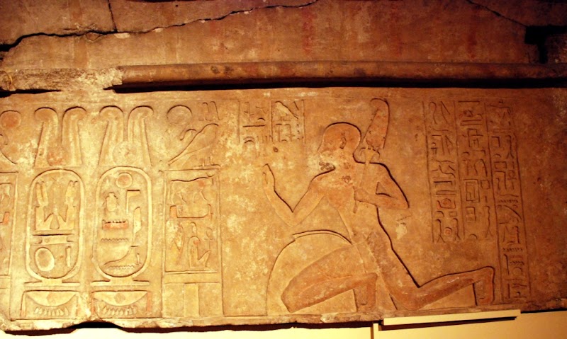 Ruins of Memphis - Ruins of Memphis, R7X4+P86, Mit Rahinah, Badrshein, Giza Governorate 3364932, Egypt