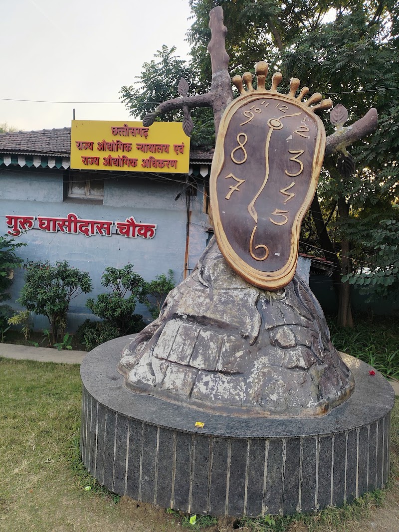 Ghadi Chowk, Raipur - Ghadi Chowk, Raipur 6JWR+5MV, Kutchery Chowk, Raipur, Civil Lines, Raipur, Chhattisgarh 492001, India