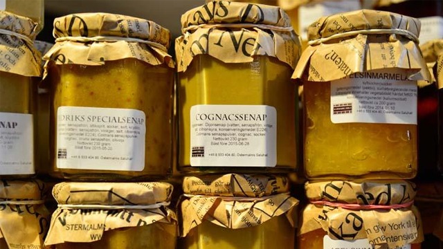 Husmans Deli, Östermalmshallen - Husmans Deli, Östermalmshallen Östermalms Food Hall, Humlegårdsgatan 1, 114 46 Stockholm, Sweden