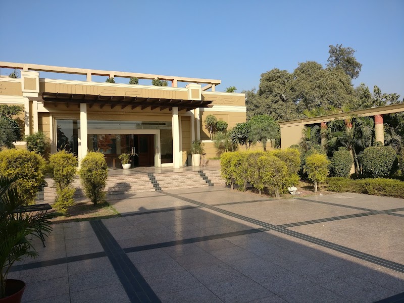Lutyens' Hotels - Lutyens Hotels, 222/223, Mehrauli-Gurgaon Rd, New Manglapuri, Sultanpur, New Delhi, Delhi 110030, India