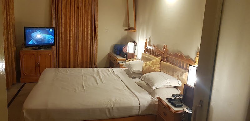 Garden Hotel - Garden Hotel Gulab Bagh Rd, Opposite Sajjan Niwas Garden, Old City, Gulab Bagh, Udaipur, Rajasthan 313001, India