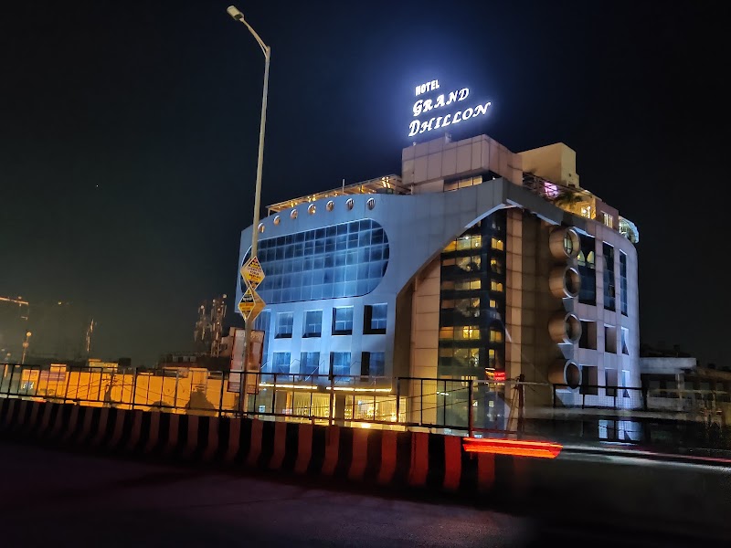 Grand Dhillon - Grand Dhillon A-1, Nehru Nagar Square, G.E. Road, Priyadarsani Parisar West, Priyadarsani Parisar West, Bhilai, Chhattisgarh 490020, India