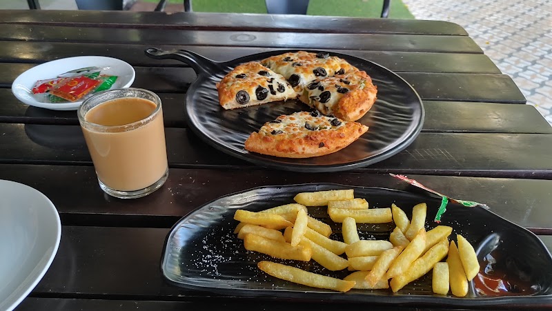 Cafezza - Koramangla - Cafezza - Koramangla 131, 1st Main Rd, KHB Colony, 7th Block, Koramangala, Bengaluru, Karnataka 560095, India