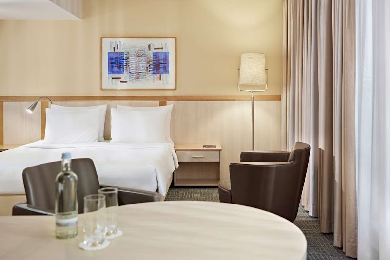 Lindner Hotel Cologne Am Dom - JDV by Hyatt - Lindner Hotel Cologne Am Dom - JDV by Hyatt Stolkgasse, An den Dominikanern 4a, 50668 Köln, Germany