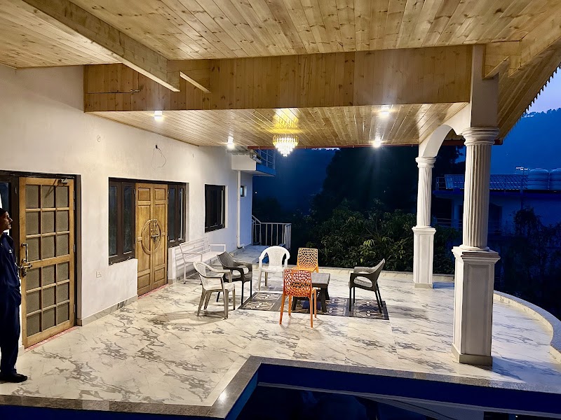 Grandma’s Homestay Pandey Estate - Grandma’s Homestay Pandey Estate Naukuchiatal Rd, Daa, Pandeygaon, Uttarakhand 263136, India