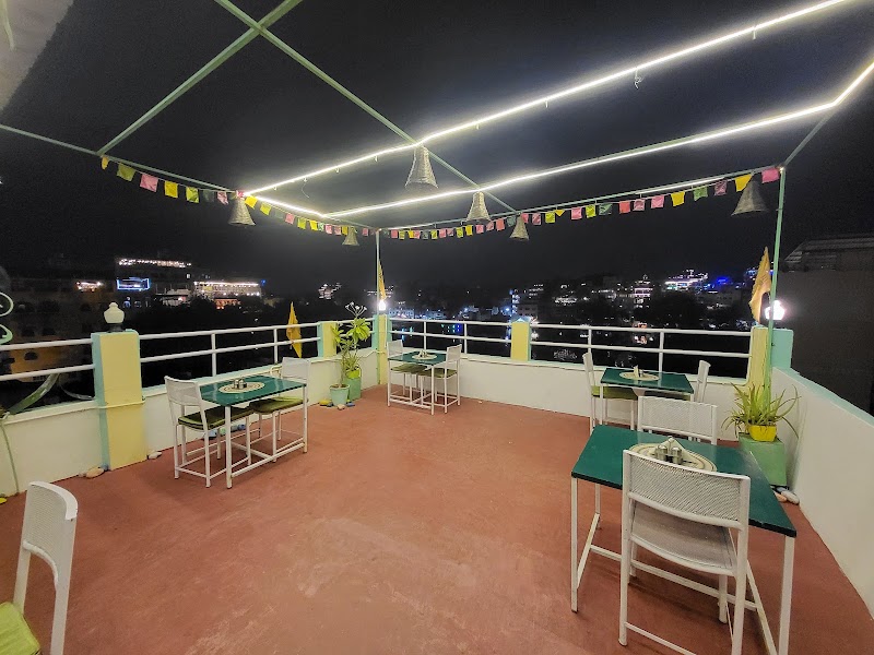 Tatya Cafe & Restaurant - Tatya Cafe & Restaurant 96, out side Chand pole, near Hanuman Ghat, above Ambrai Ghat road, Bhinder Ki Haveli, Outside Chandpole, Ambamata, Udaipur, Rajasthan 313004, India