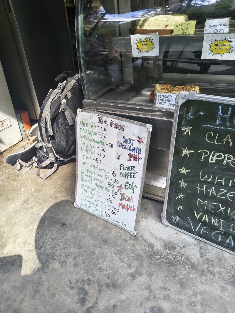 The Yellow Teapot - The Yellow Teapot 754G+7R4, Manu Temple Rd, Old Manali, Manali, Himachal Pradesh 175131, India