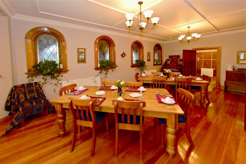 Te Anau Lodge - Te Anau Lodge, 52 Howden Street, Te Anau 9681, New Zealand