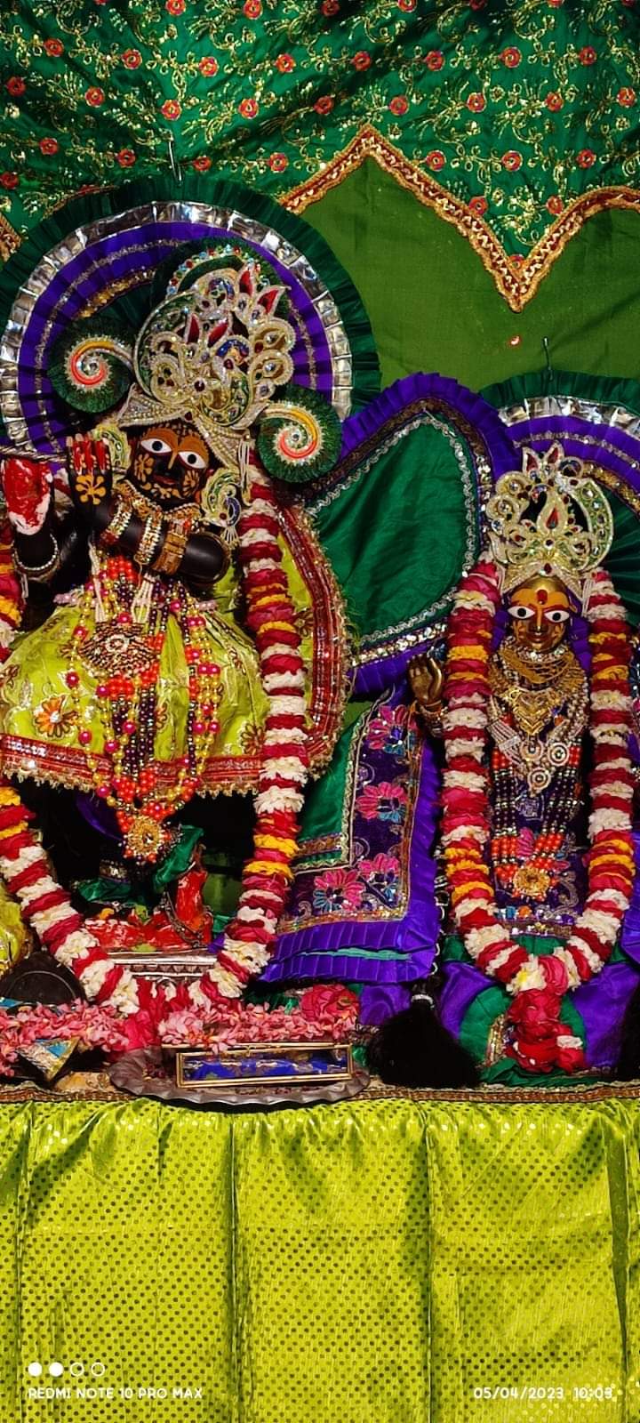 Shri Radha Madan Mohan Ji Mandir, Vrindavan - Shri Radha Madan Mohan Ji Mandir, Vrindavan, VIP Rd, near Banke Bihari Temple, Goda Vihar, Vrindavan, Uttar Pradesh 281121, India