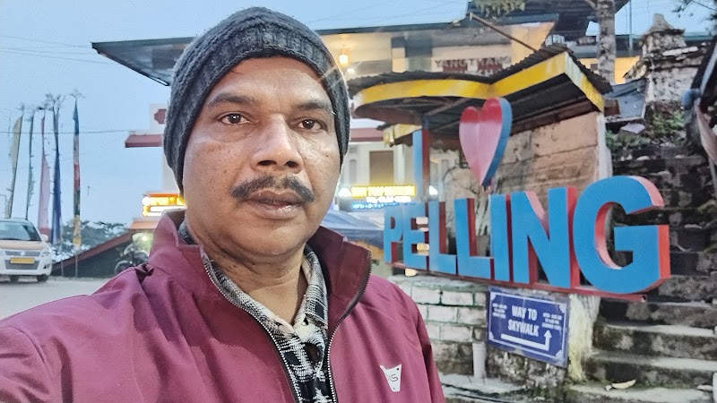 Upper Pelling - Upper Pelling 862Q+VCV, Pelling, Pelling City, Sikkim 737113, India