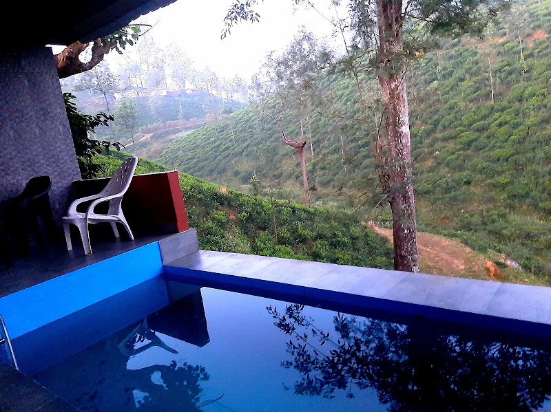 ​Whispering Falls Resort Valparai - ​Whispering Falls Resort Valparai Valparai - Athirapilli Road Valparai, Sholayar Dam City, Pariyaram, Tamil Nadu 642125, India