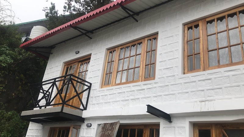Barrack By The Rock (Homestay)