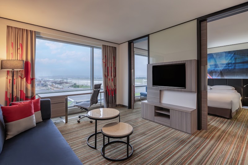 Hyatt Regency Taoyuan International Airport - Hyatt Regency Taoyuan International Airport 1-1號, Hangzhan S Rd, Puxin Village, Dayuan District, Taoyuan City, Taiwan 337041