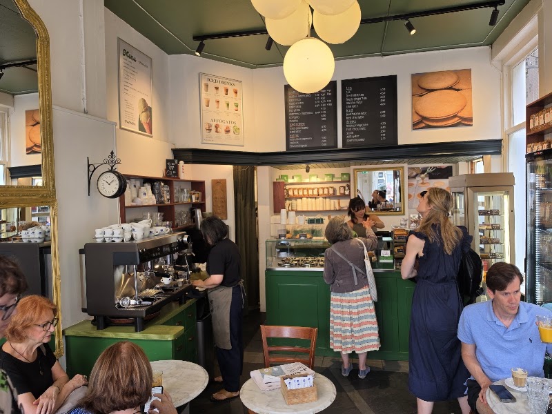 Lanskroon Bakery - Lanskroon Bakery Singel 385, 1012 WL Amsterdam, Netherlands