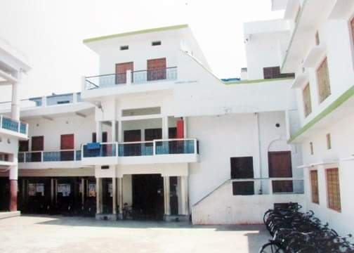 Jamia Arabia Darul Uloom Mau - Jamia Arabia Darul Uloom Mau, Qasim Pura, Khiri Bagh Rd, Chitanpura Bagh, Mau, Uttar Pradesh 275101, India
