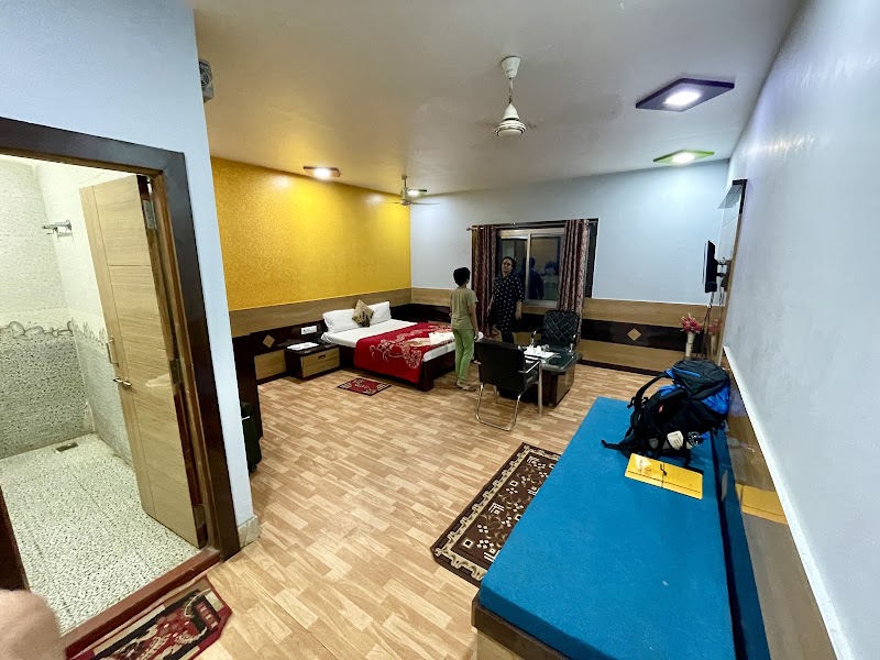Lucknow Junction Retiring room - Lucknow Junction Retiring room, Preeti Nagar, Railway Colony, Charbagh, Lucknow, Uttar Pradesh 226001, India