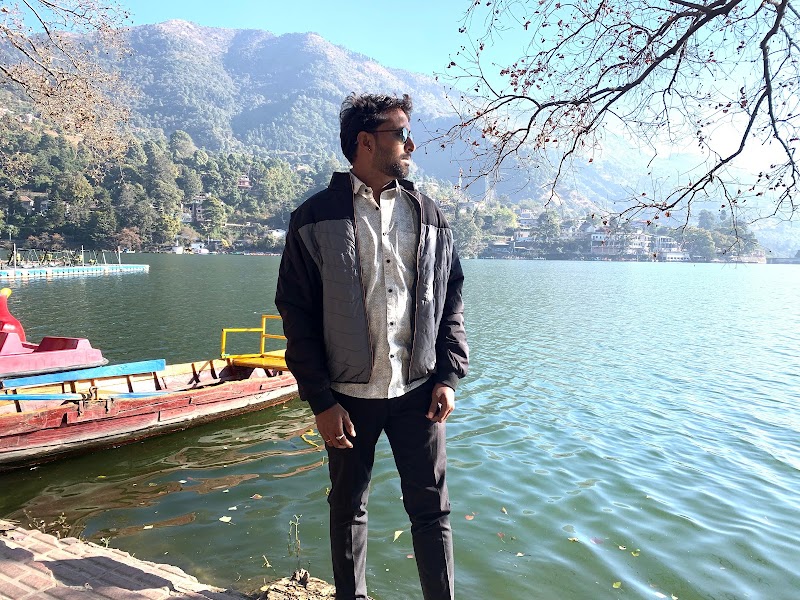 Boat Stand Thandi Sadak - Boat Stand Thandi Sadak, 9FQ3+CVM, Thandi Sadak, Ayarpatta, Nainital, Uttarakhand 263001, India